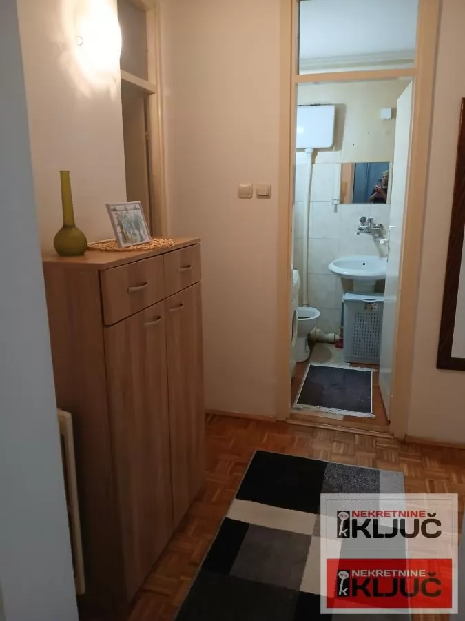 NOVO NASELJE, Jednoiposoban, 41m2 sa dvorišnom terasom oko 25m2 8