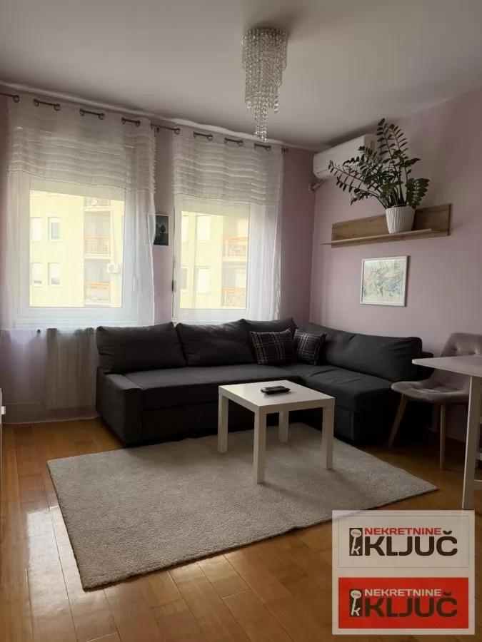 ROTKVARIJA IZDAJE SE JEDNOIPOSOBAN NAMEŠTEN STAN 1