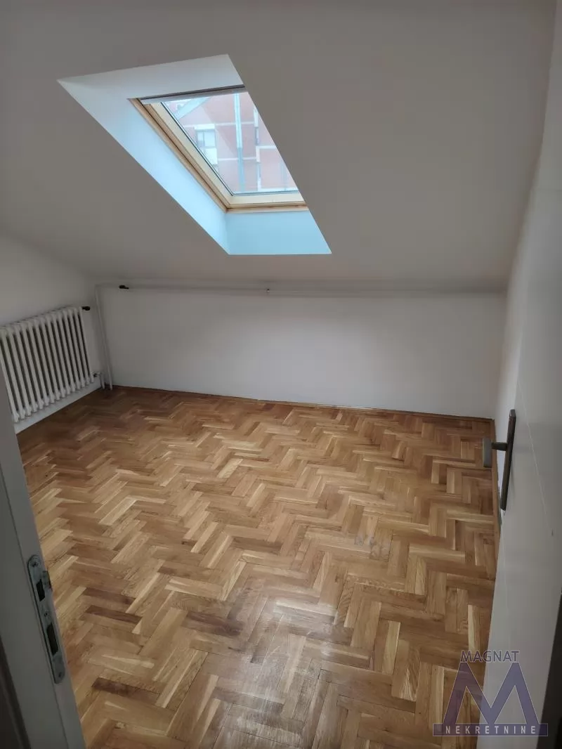 Stan,NOVI SAD,BULEVAR,kv: 71, € 165000, ID: 1019329 13