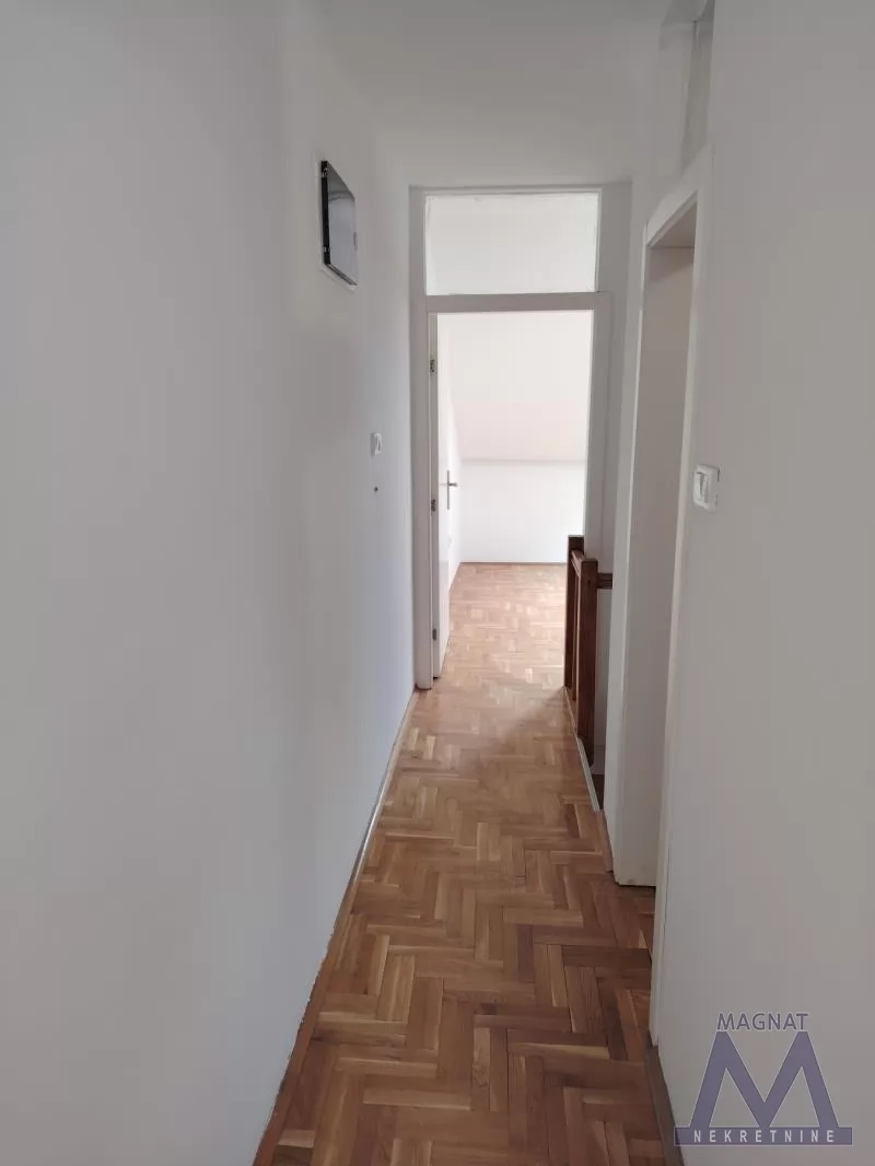 Stan,NOVI SAD,BULEVAR,kv: 71, € 165000, ID: 1019329 15