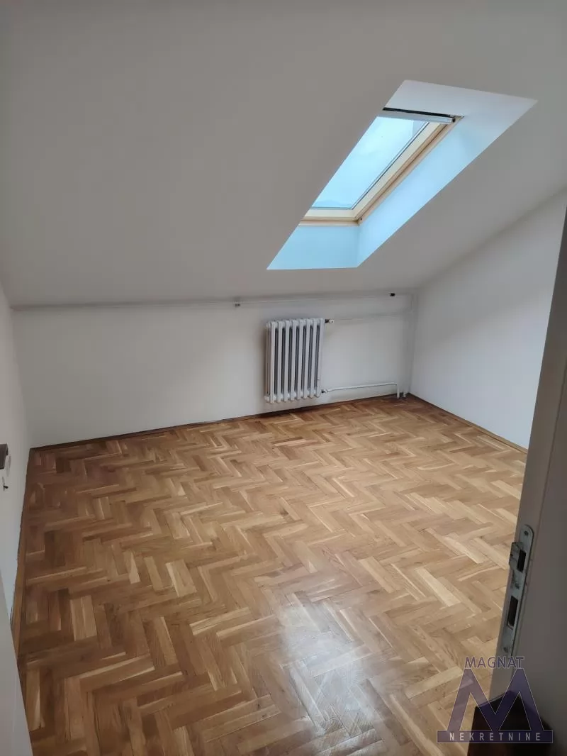 Stan,NOVI SAD,BULEVAR,kv: 71, € 165000, ID: 1019329 16