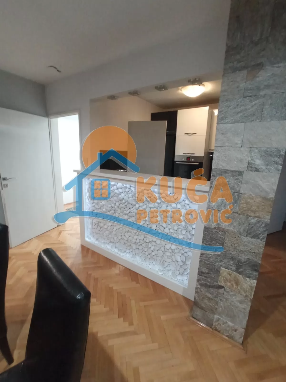 Trosoban stan, 86 m2, Park Svetog Save, Branka Krsmanovića ID: i-016107 4