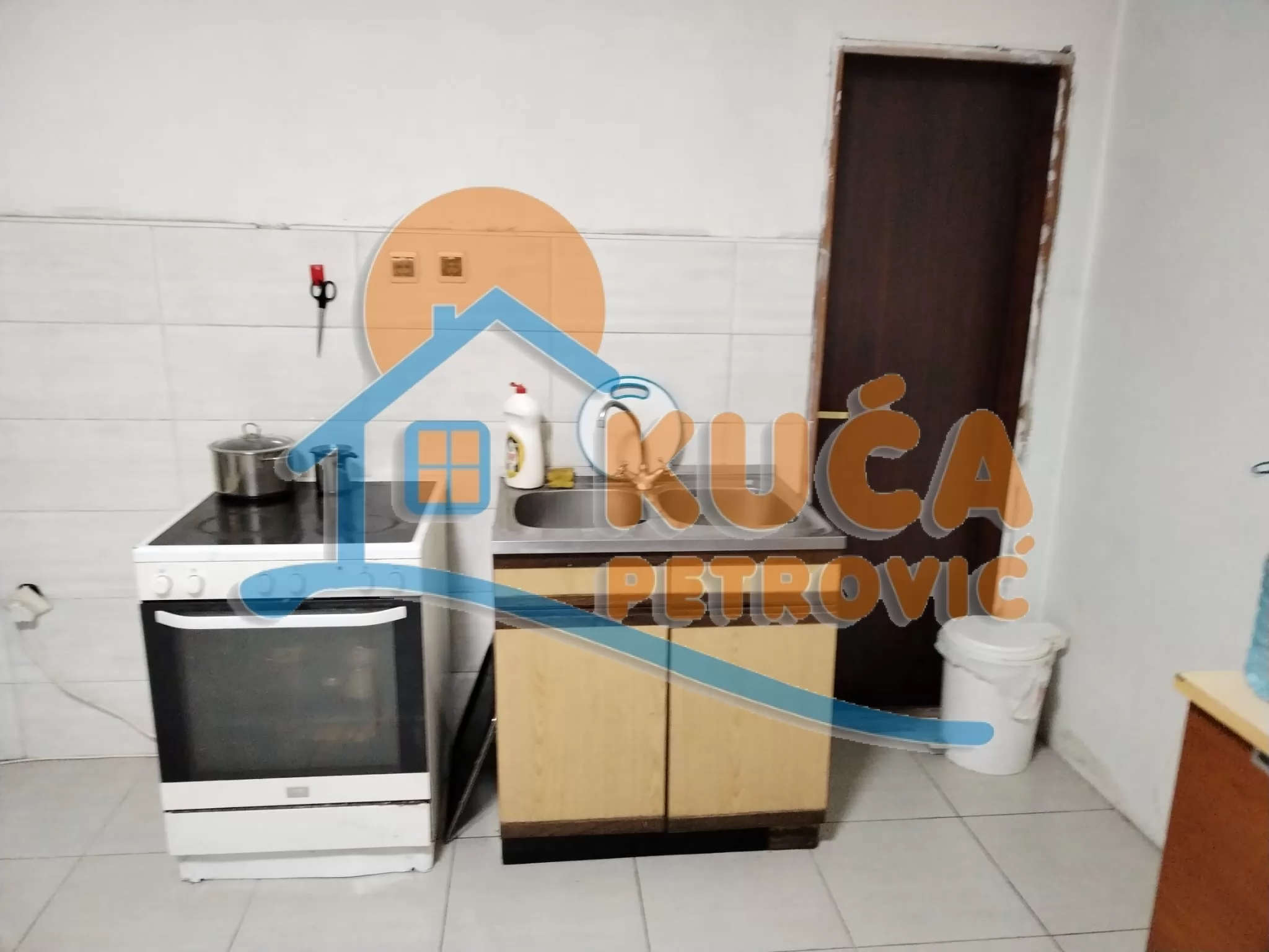 Trosobna kuća, 283 m2, Gornji Ljubeš, Momčila Popovića ID: p-016058 17