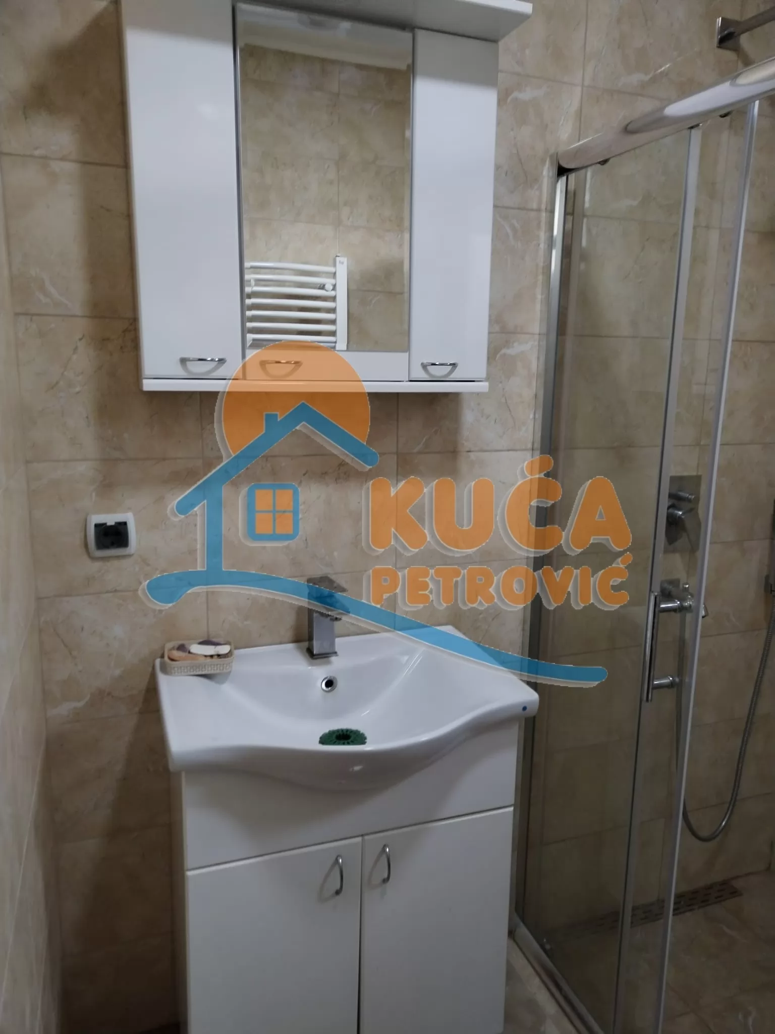 Trosobna kuća, 283 m2, Gornji Ljubeš, Momčila Popovića ID: p-016058 3