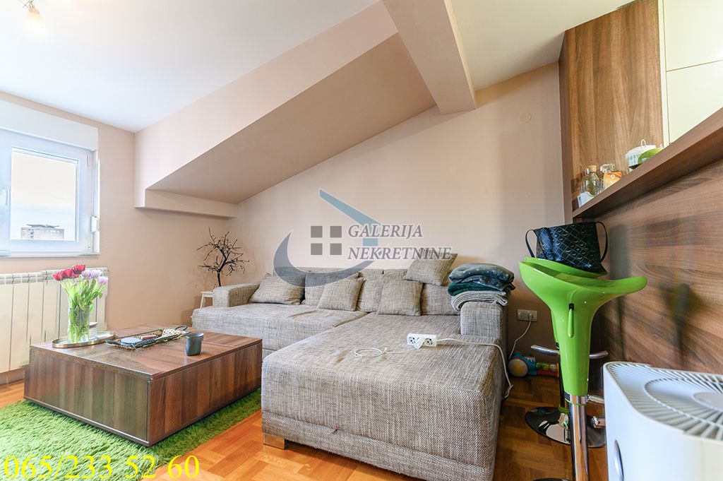 Zvezdara  Učiteljsko naselje   Paje Jovanovića 58m2 2