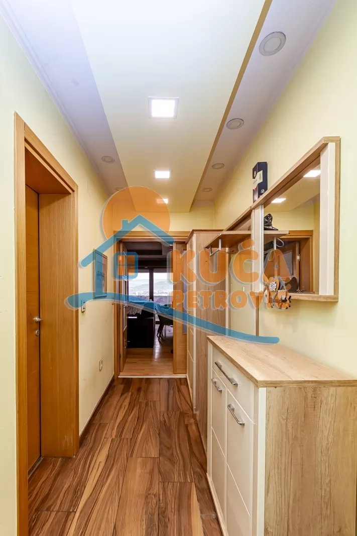 četvorosoban stan, 216 m2, Palilula, Ratka Sofijanića ID: p-016121 8