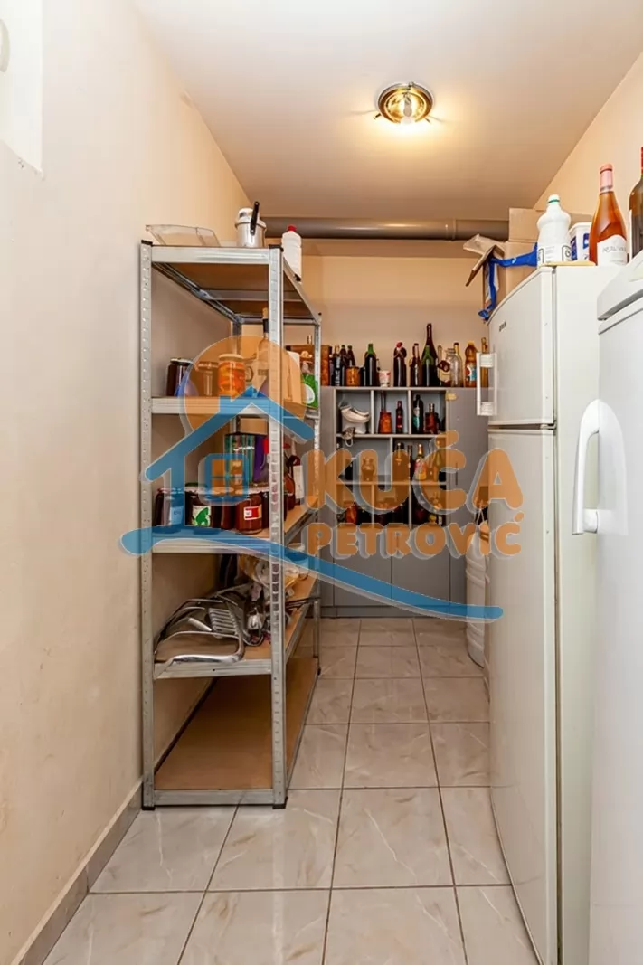 četvorosoban stan, 216 m2, Palilula, Ratka Sofijanića ID: p-016121 9