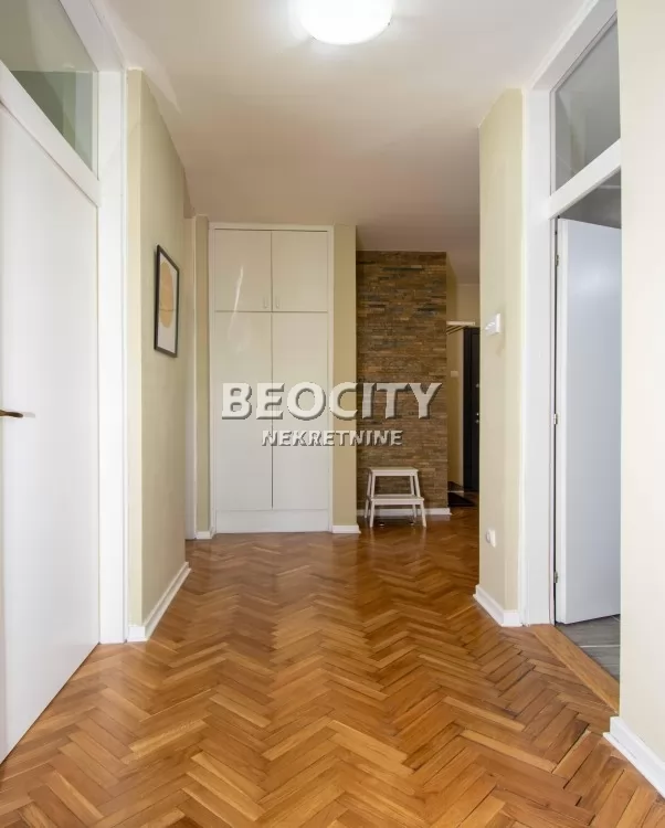 Dvosoban stan, 54 m2, Blok 71 ID: 130645 12