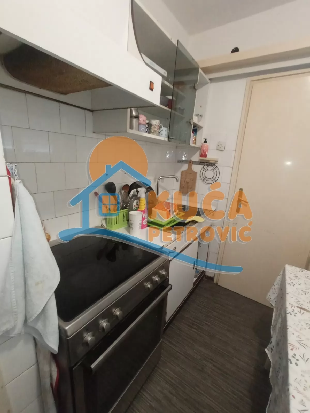 Dvosoban stan, 73 m2, Medicinski fakultet, Bulevar dr Zorana ID: i-016119 11