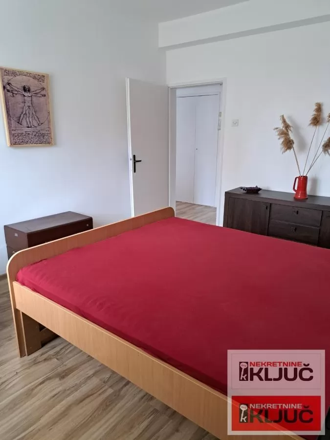 KOD SPENSA, 71m2, Trosoban, Odličan 11