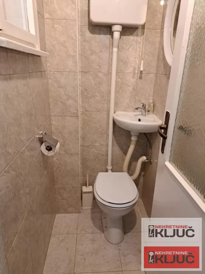 KOD SPENSA, 71m2, Trosoban, Odličan 19