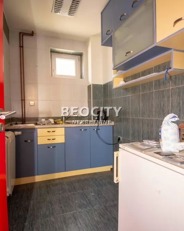 Lokal, 500 m2, Zemun, Ugrinovačka ID: 130580 6