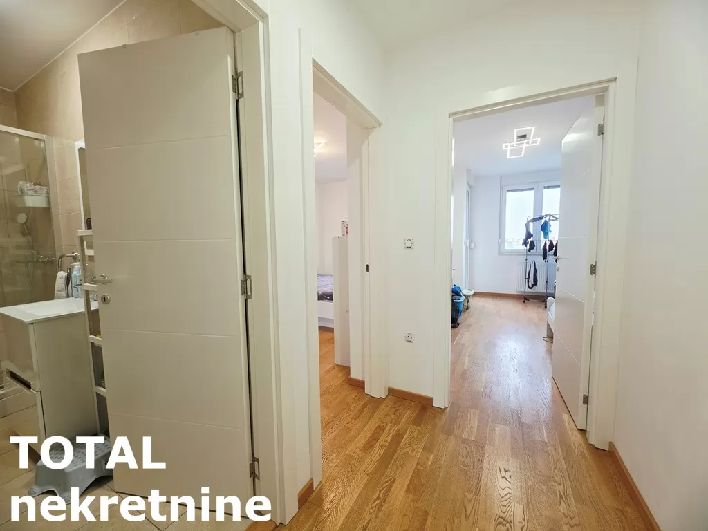 Stan,NOVI SAD,BULEVAR PATRIJARHA PAVLA,kv: 82.00, € 230000, ID: 1102452 11