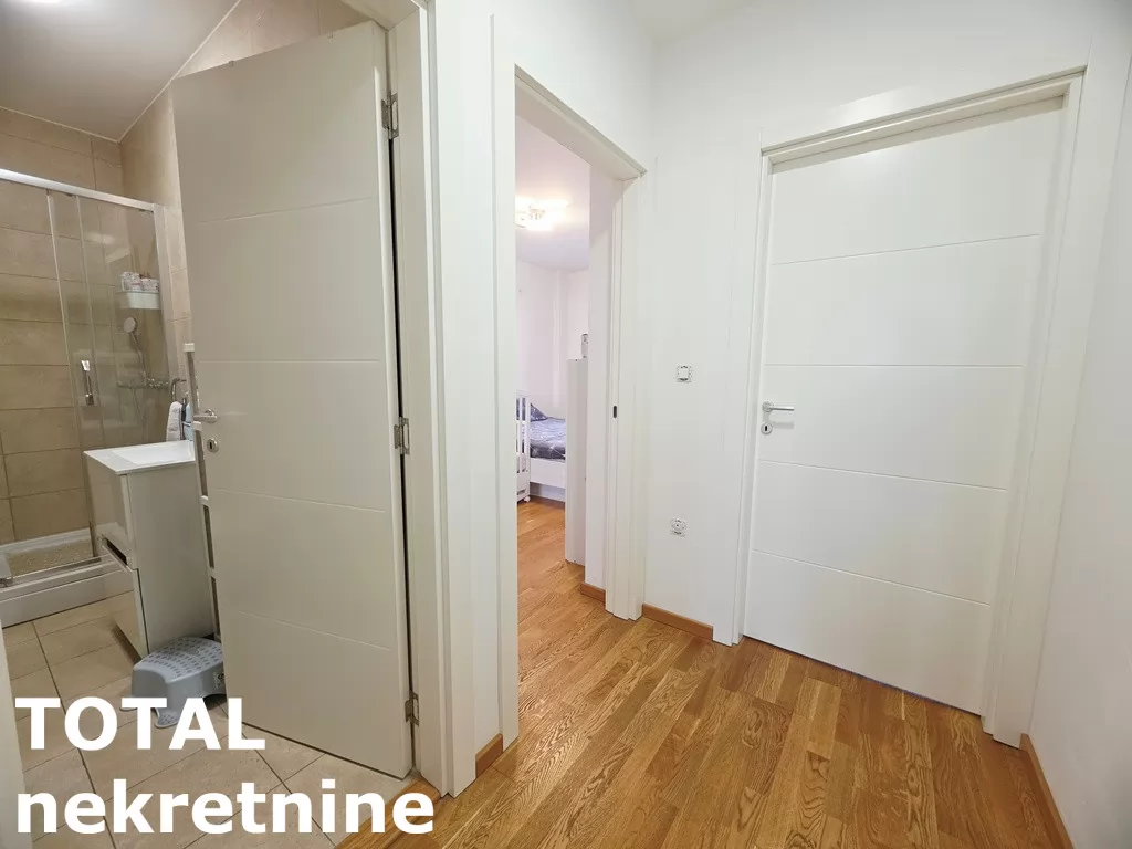 Stan,NOVI SAD,BULEVAR PATRIJARHA PAVLA,kv: 82.00, € 230000, ID: 1102452 14