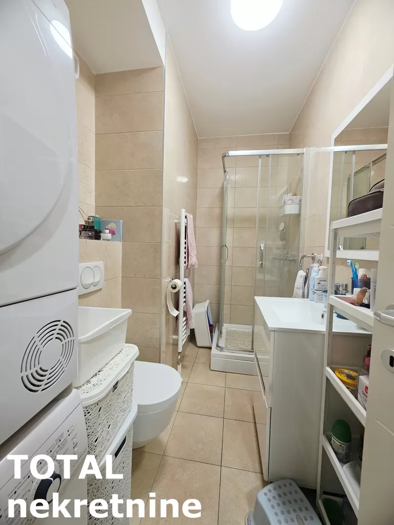 Stan,NOVI SAD,BULEVAR PATRIJARHA PAVLA,kv: 82.00, € 230000, ID: 1102452 15