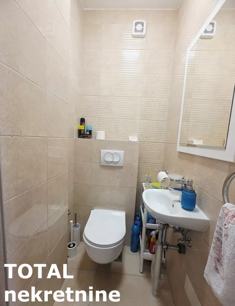 Stan,NOVI SAD,BULEVAR PATRIJARHA PAVLA,kv: 82.00, € 230000, ID: 1102452 16