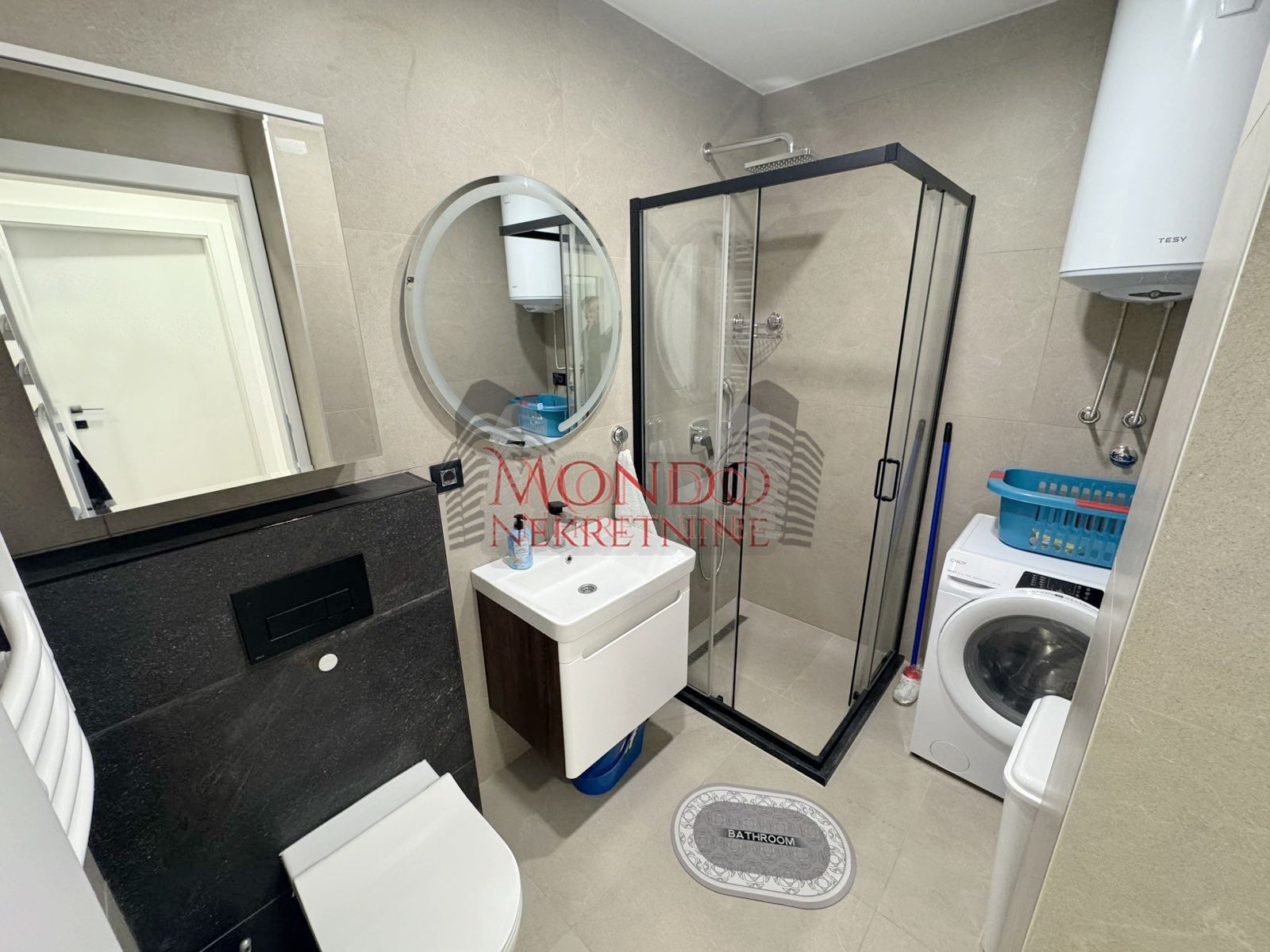 Jednoiposoban nov stan u centru grada kod Saborne crkve 10