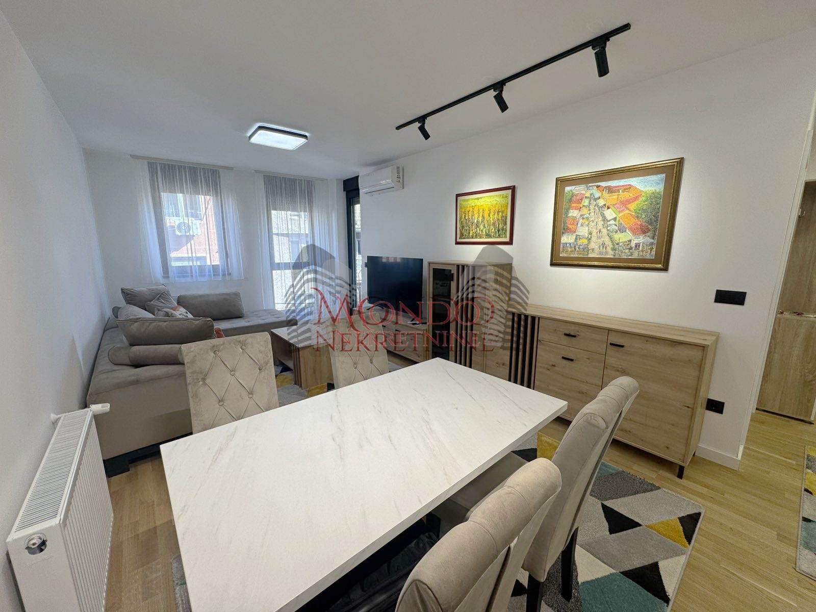 Jednoiposoban nov stan u centru grada kod Saborne crkve 4