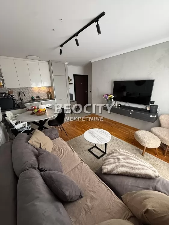 Trosoban stan, 48 m2, Ledine, Milovana Vidaka ID: 130798 3