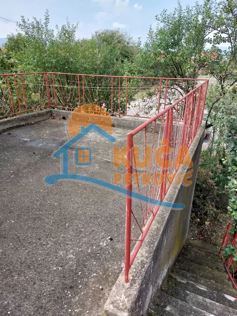 Trosobna kuća, 200 m2, Prisjanski put ID: p-016076 7