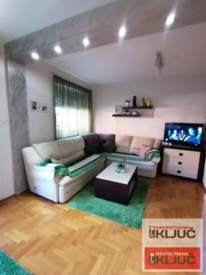 FUTOŠKA PIJACA, 87m2, Troiposoban-Duplex, Namešten 3