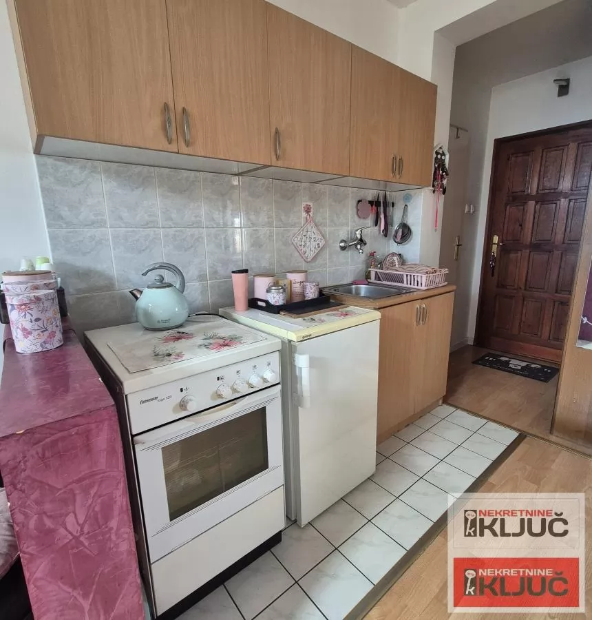 NOVO NASELJE, 24m2, Garsonjera, Polunamešten 4