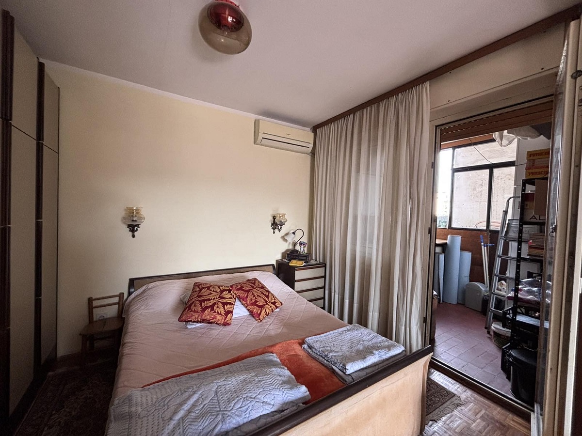 Četvorosoban stan na Dorćolu u ulici Visokog Stevana 97m2 4