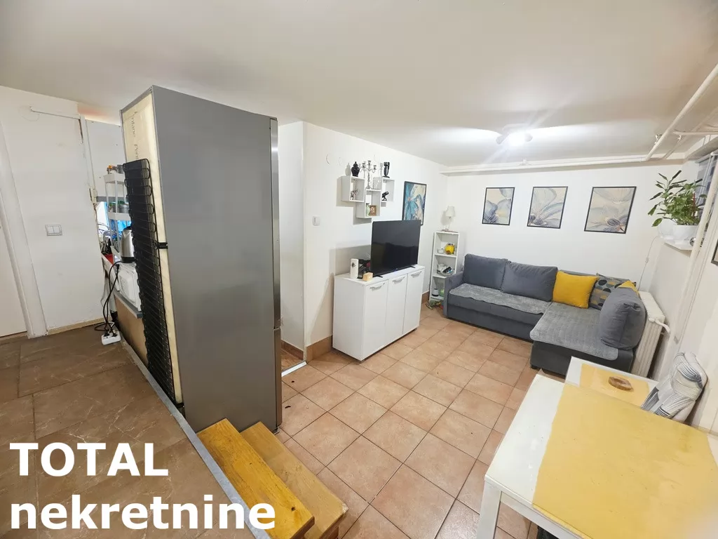 Stan,NOVI SAD,BULEVAR,kv: 30.00, € 75000, ID: 1102456 2