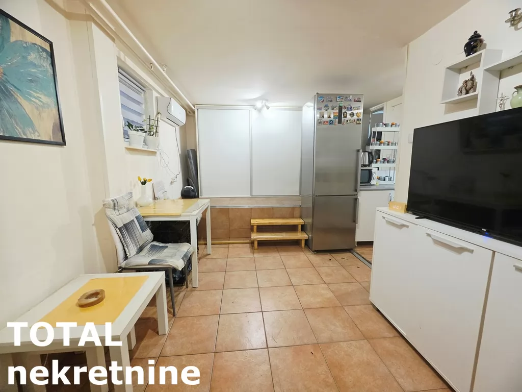 Stan,NOVI SAD,BULEVAR,kv: 30.00, € 75000, ID: 1102456 3