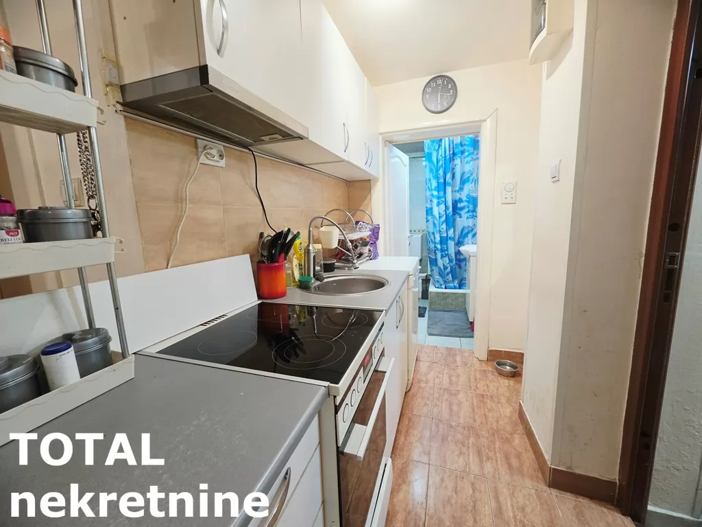 Stan,NOVI SAD,BULEVAR,kv: 30.00, € 75000, ID: 1102456 4