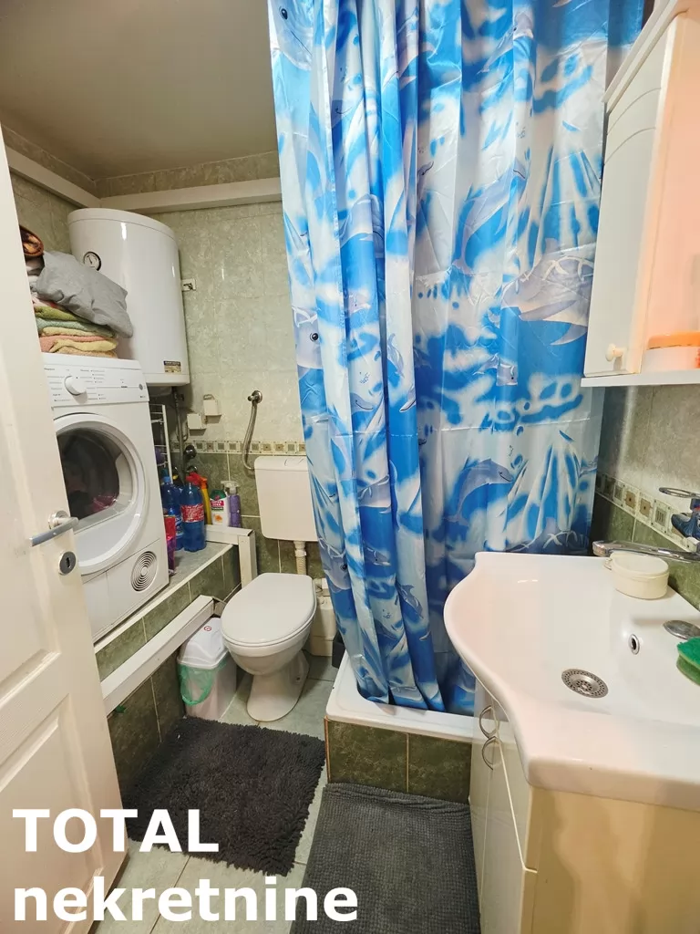 Stan,NOVI SAD,BULEVAR,kv: 30.00, € 75000, ID: 1102456 6