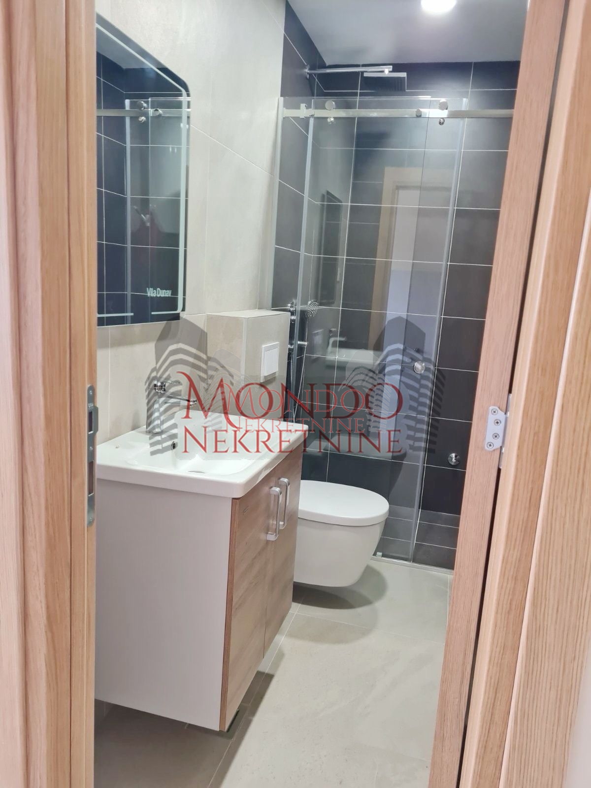 Jednoiposoban stan na Zlatiboru u centru, ul Krfska 6