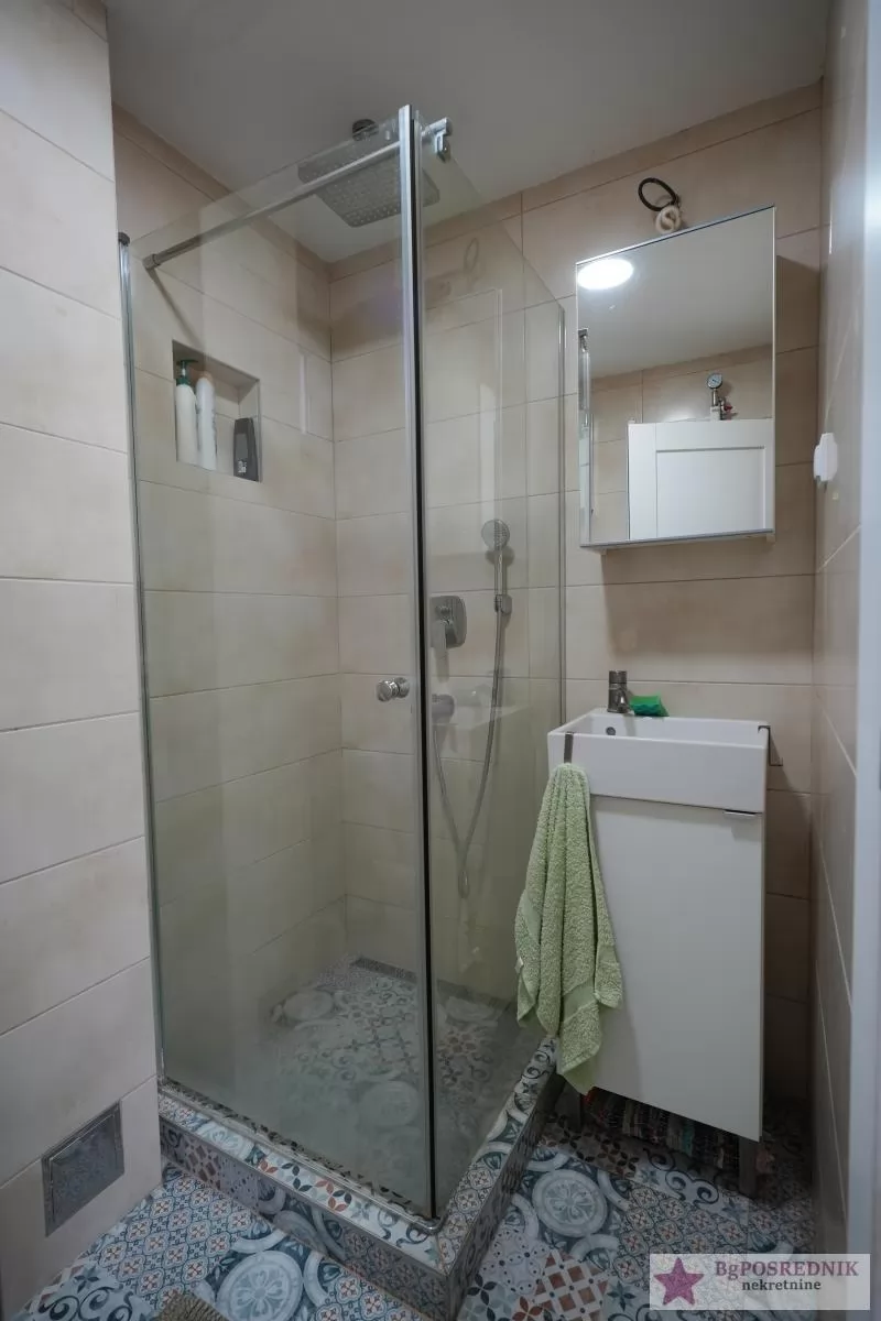 Voždovac, Beli potok, 300m2, 24.9a 5