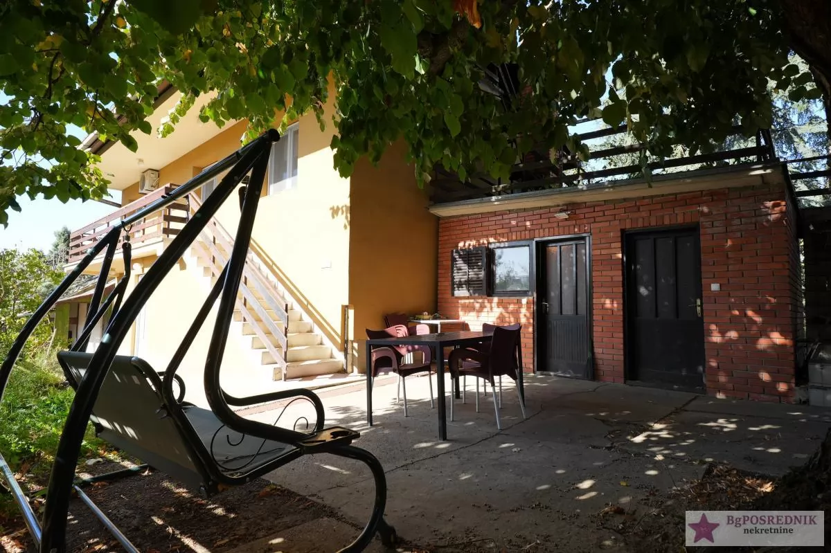 Voždovac, Beli potok, 300m2, 24.9a 6