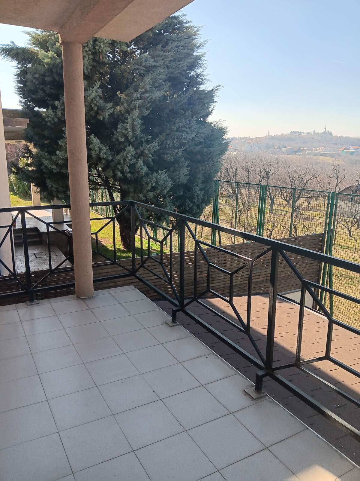 Prodajem dvosoban stan na Mirijevu 1