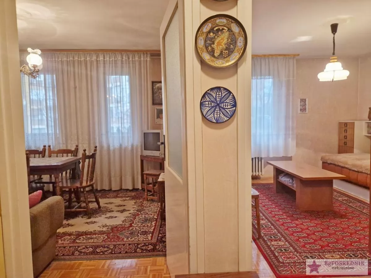 Čukarica, Julino brdo, miran kraj, uknjižen 51(lođa), cg 5