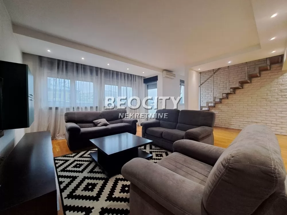 četvorosoban stan, 126 m2, Dušanovac, Ustanička ID: 130734 1