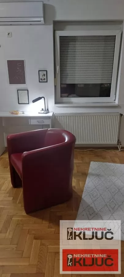 Dobar jednosoban stan na Adamovicevom naselju 7