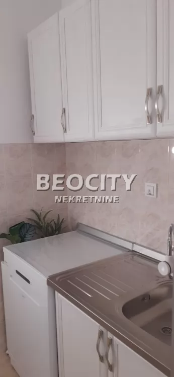 Dvosoban stan, 40 m2, Blok 32, Omladinskih brigada ID: 130902 10