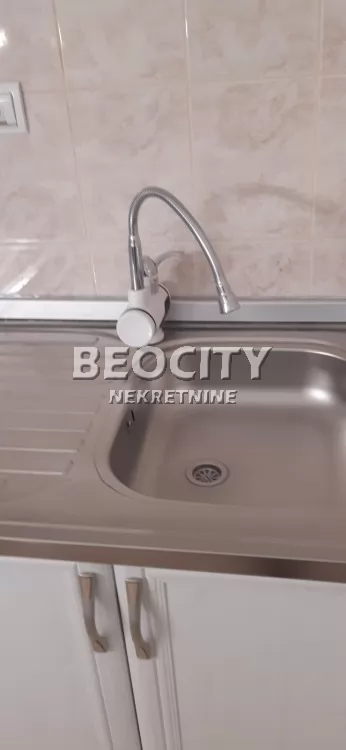 Dvosoban stan, 40 m2, Blok 32, Omladinskih brigada ID: 130902 11