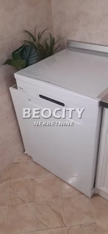 Dvosoban stan, 40 m2, Blok 32, Omladinskih brigada ID: 130902 13