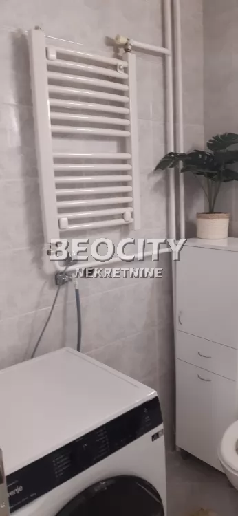 Dvosoban stan, 40 m2, Blok 32, Omladinskih brigada ID: 130902 16