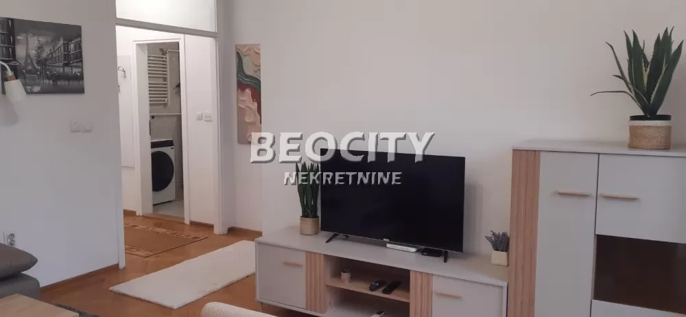 Dvosoban stan, 40 m2, Blok 32, Omladinskih brigada ID: 130902 2