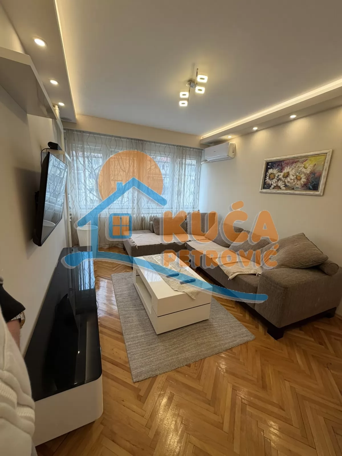 Dvosoban stan, 56 m2, Centar, Obilićev venac ID: i-016131 3