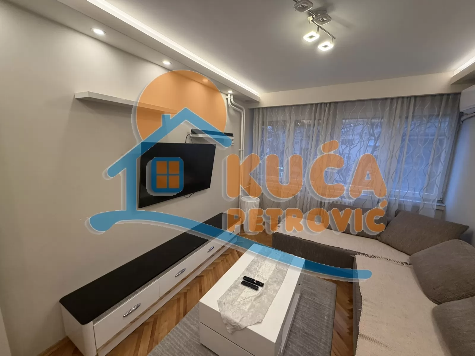 Dvosoban stan, 56 m2, Centar, Obilićev venac ID: i-016131 4