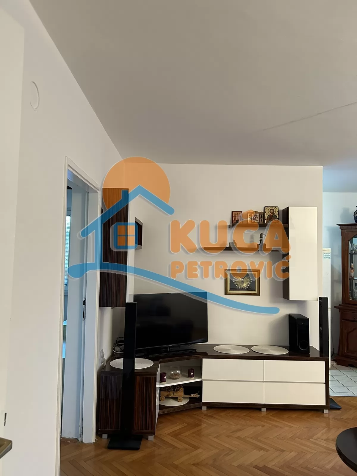 Dvosoban stan, 56 m2, Crveni Pevac, Pasterova ID: i-010258 1