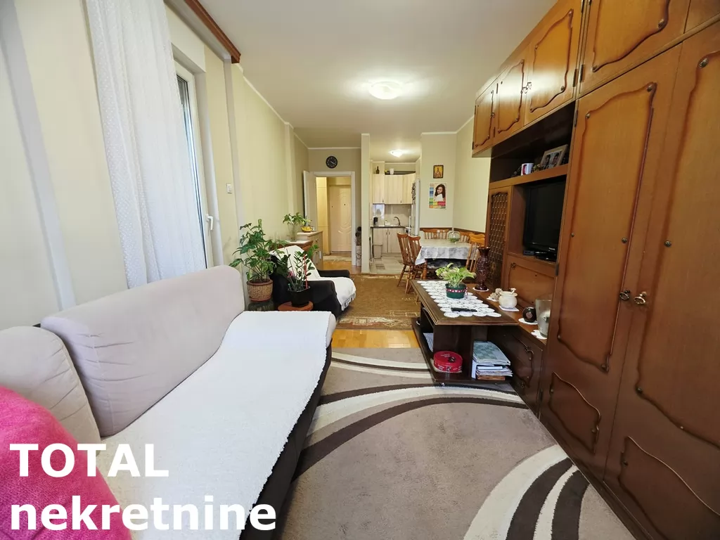 Stan,NOVI SAD,BULEVAR PATRIJARHA PAVLA,kv: 45.00, € 135000, ID: 1102486 2