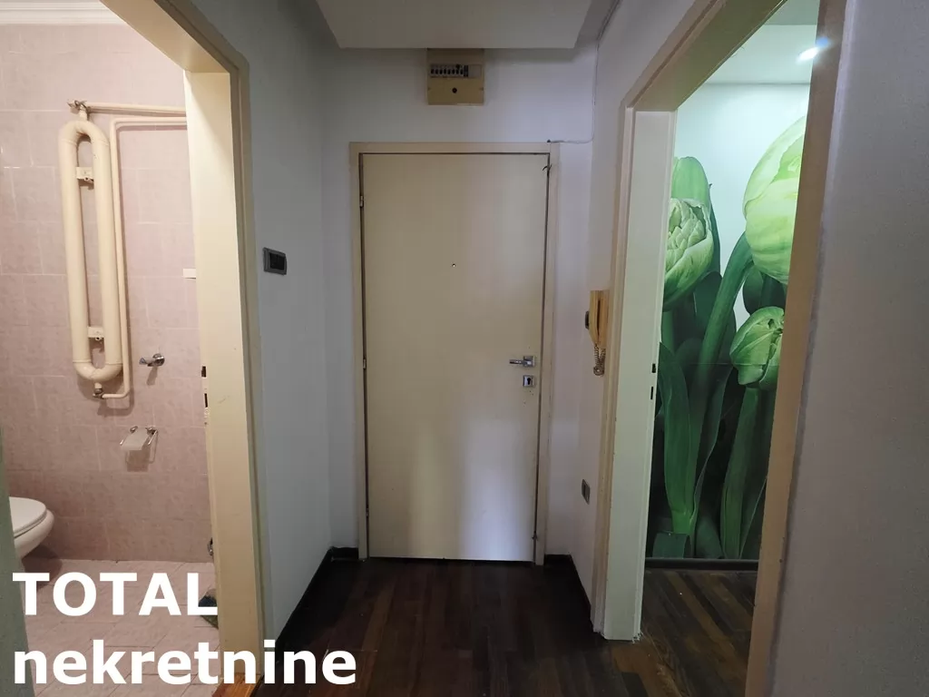 Stan,NOVI SAD,ZELEZNICKA STANICA,kv: 32.00, € 80000, ID: 1101993 12