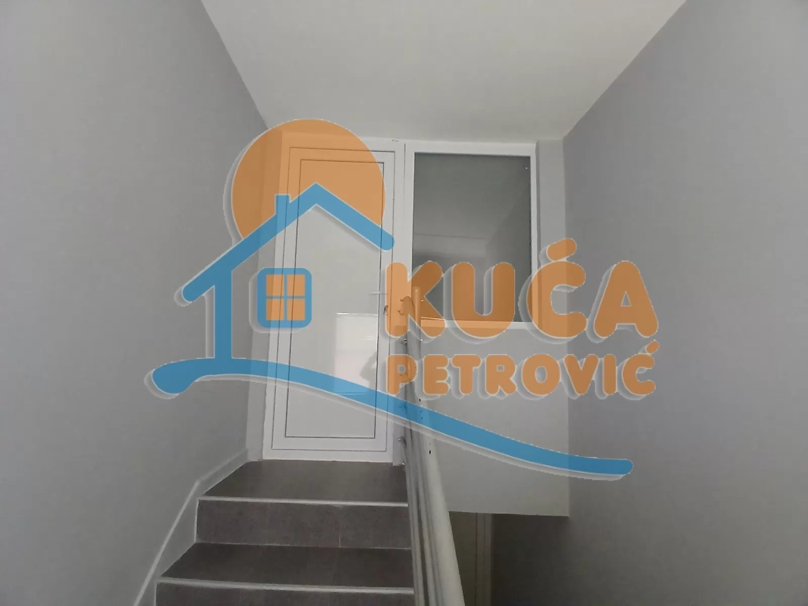 Trosoban stan, 93 m2, Duvanište, Nikole Uzunovića ID: i-016129 11