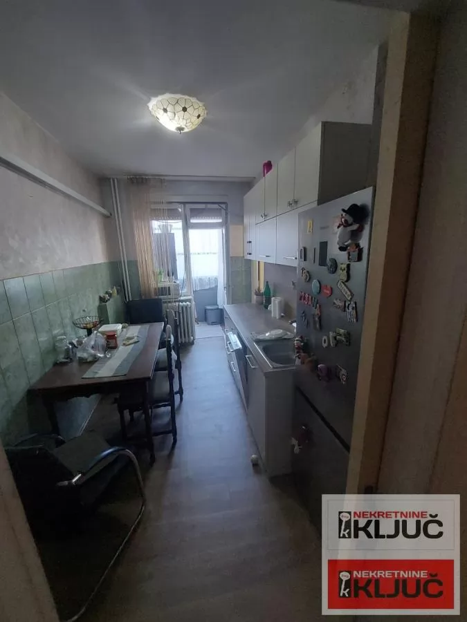 DETELINARA, 73m2, Trosoban, Odličan 2